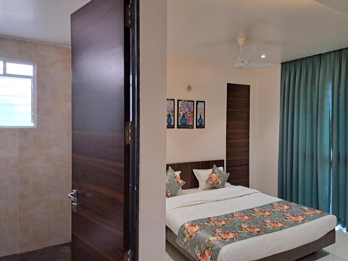 Отель Bouquet Residency Насик Экстерьер фото